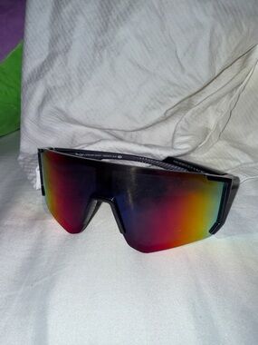 Panama Jack Rave shades